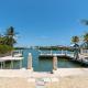 Blue Marlin House - Waterfront Pool Home, Steps from the Beach, Hot Tub, 210' Dock, Marathon (fotografie 2)