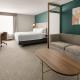 Holiday Inn & Suites Columbia NE - Ft Jackson Area by IHG - Zdjęcie 3