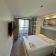 SIENA - Appartement 6 personnes avec Terrasse et Jacuzzi plein cœur centre-ville quartier du Port de Nice, Nice - Fotografie 5