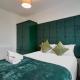 Esmerelda - Sleeps 8 - Contractors - Free Parking Bristol - Foto 2