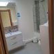 2 Bed House - Sleeps 4 - Fishing - Parking - Patio Abergavenny - Foto 4