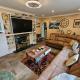 Stunning 4 bed house with huge garden and parking, Cheam (photo 8)