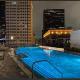 Stunning 3BR High-rise with Pool, Spa & Rooftop Views, Los Angeles - Foto 2