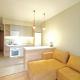Modern 1BR Apartment with Kitchen, Balcony Sea View, Batumi (fotografie 9)