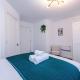 Business Travellers & Couples with Free Parking, Manchester - Photo 6