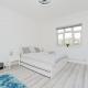 EEJs Stylish 3 Bedroom House - Greenwich, London - Photo 6