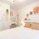 Cozy 4 Bedroom Spacious Stay for 8 Near Line 2 and Airport Bus 5 min Walk to Sharosugil Kitchen Self Check in, Soul - Fotografie 4