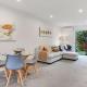 Chic Te Atatū Gem - Modern 2BR Townhouse, Auckland - Foto 10