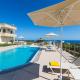 Diamantis Villa, Serene Oasis with SeaViews, By ThinkVilla Adelianos Kampos - Foto 4
