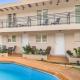 Holiday Homes BlueGreen - Beachfront, Pool, Garden and BBQ - near Heraklion