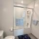 Penthouse with Hollywood Sign View 2 Bedrooms with 3 Beds, Los Angeles (foto 8)