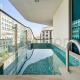 Luxury at Its Finest, 2BR with Private Indoor Pool, Dubaj - Fotografie 2