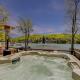 Lakefront home with kayaks fire pit hot tub and walk to restaurants and bars Лейк-Хармони - Фото 6