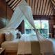 Chic 1BR Romantic & Private Pool at Puri Bhawana, Ubud - Fotografie 1
