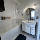 2 bedroom, 10 mins from center, top floor, balcony with view, high-speed Internet, coffee, Praha - Fotografie 6