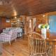 A - Farmhouse Apartment on Miles Smith Farm, Loudon