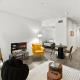 Spacious and Bright West Hollywood Pool & Gym, Los Angeles - Foto 6