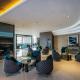 Cozy Luxe Stay 55 inch 4k Ultra TV and Amenity View, Manila - Foto 7