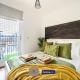 Modern 2 Bedroom Apartment By Paul & Malin Properties Short Lets & Serviced Accommodation Stretford With Free Parking & Gym Access, Manchester - Photo 9