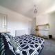 CastleView Haven - Contractors welcome -Strood Rochester sleeps 12 - Photo 5