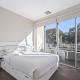 Stylish Curtin Stay with Balcony Views, Lyons - Fotografie 2