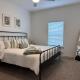 Modern Oasis with King Bed, Fireworks View, 10 Minutes to Disney Orlando - Fotografie 3