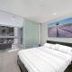 Stylish & Cozy CBD Stay Steps from Southern Cross Melbourne - Foto 3