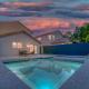 Luxury 3BR Near Strip, Hot Spa & Pool, Gazebo, BBQ, Las Vegas - Photo 3
