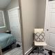 Cozy en suite with high ceilings, Framingham (foto 3)
