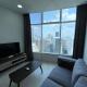 One bedroom with living room and kitchen in Sky suite KLCC By liesure, Kuala Lumpur - Foto 8