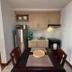 Tropical Wood Studio w Balcony Near Greenbelt Pool and Gym Access, Manila - Fotografie 6