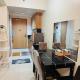 One Bedroom Family Suite with Balcony MOA Shore 3, Manila - Fotografie 4