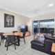 Central Two-Bedroom Apartment with City Views, Cairns (foto 2)