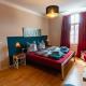 AAB Apartment 80qm mit 2 Schlafzimmern, Self-Check-in mit Wlan und gratis Parkplatz am Haus