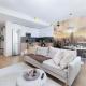 2BR Downtown Apt, Sauna & Sea Views, Оулу