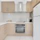 Sun Drenched Comfort close to City Center - 4BR 2BA, Окленд - Фото 9