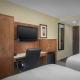 Holiday Inn Express Manhattan Midtown West by IHG New York - Photo 8