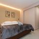 7BR Poblado House close to Lleras Park Jacuzzi AC, Medellín - Photo 4