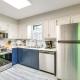 Shop, Dine and Unwind Walkable Overland Park Home, Overland Park (Foto 8)