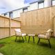 Chic 2-Bedroom Retreat in Grey Lynn Minutes to CBD, Окленд - Фото 4