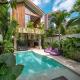 Villa Naoki - 1BR Architectural Gem Next to The Beach in Canggu - Fotografie 1