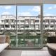 QV Stays Spacious Lighter Quay Haven, Окленд - Фото 7