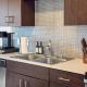 Stylish Mid-Wilshire Apt, Free Parking, Gucci Art, 10mins to Cedars, Los Angeles - Zdjęcie 6