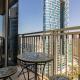 ElegantEscapes - Large 2BR w Marina and Sea View, Dubaï - Photo 7