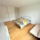 Studio (Triple) in Sutton, Cheam (photo 3)