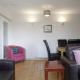 Edinburgh Family-Friendly Flat Walkable from Princess street Эдинбург - Фото 5