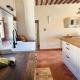 Charming house in the village center of Venasque, Venasque (photo 5)