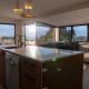 Elegant Urban Retreat in Freemans Bay, Окленд - Фото 6