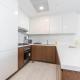 Elegant 1 Bedroom in JVC Sleeps 2 with Balcony, Dubaï - Photo 7