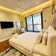 Upgraded High Rise 2 Br Full Marina Canal View, Dubai - Photo 3